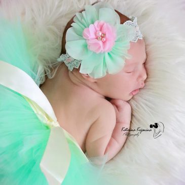 Newborn photography sessions in Palm Coast Florida and Central Florida