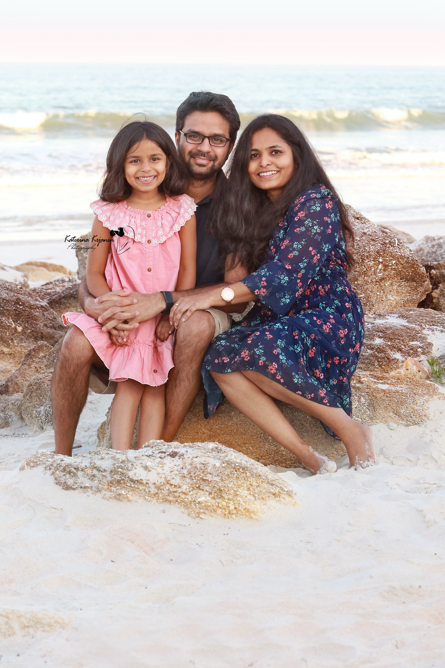 Family and kids photography family beach portraits