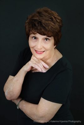 Headshots and studio portraits for realtors, lawyers and medical workers